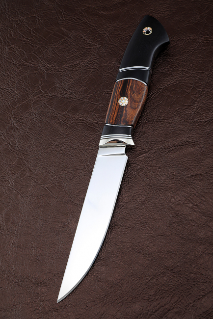 Нож Ирбис S390 железное дерево черный граб